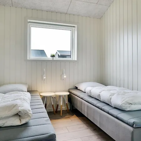 Grimar - 600m From The Sea By Interhome